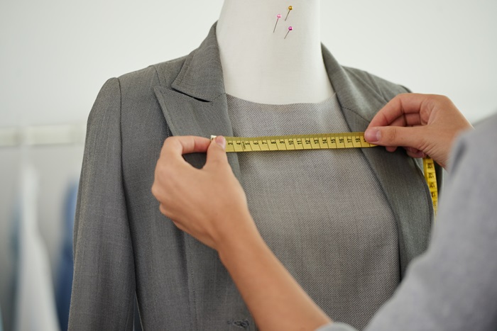 how to measure chest size